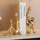 Aparador de Livros Pessoas Casa Farfelle  198  Casa Farfelle