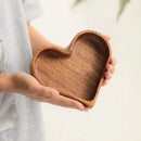 Bandeja Madeira em Formato de Coração Casa Farfelle  196  Casa Farfelle