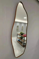 Espelho Orgânico 100×35 com Moldura em Couro Mansioni Design    Casa Farfelle