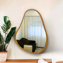 Espelho Orgânico Sala de Jantar com Moldura em Madeira Casa Stony  espelho organico  Casa Farfelle