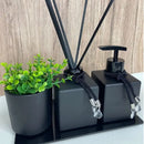 Kit Lavabo/Banheiro Preto - Trooth 4 Peças Bandeja + Pingente + Varetas Artificio Lar  Kit Lavabo/Banheiro Preto - Trooth 4 Peças Bandeja + Pingente + Varetas  Casa Farfelle