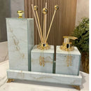 Kit Lavabo Mármore Fior com Porta Escova Grande Artificio Lar  Kit Lavabo Mármore Fior com Porta Escova Grande e Decoração Completa Bandeja 25x10  Casa Farfelle