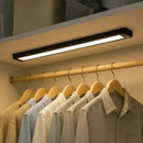 Luminária LED Fina – Sensor de Movimento  205 (Iluminação)  Casa Farfelle