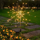 Luminária Solar Fogos de Artifício Iluminação Decorativa para Jardim e Natal Zelar - Casa & Jardim  Luminária Solar LED  Casa Farfelle