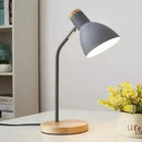Luminária de Mesa com Bambu e Alumínio  Iluminação  Casa Farfelle