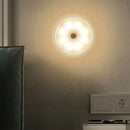 Luz de Sensor de Movimento - Ilumine Interiores Casa Farfelle  75 (Iluminação)  Casa Farfelle