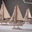 Modelo de Barco à Vela Artesanal Estilo Mediterrâneo Casa Farfelle  213  Casa Farfelle