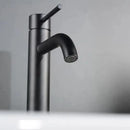 Torneira Monocomando para Lavabo Baixa - Tatyana Casa Farfelle  168  Casa Farfelle