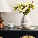 Vaso de Cerâmica com Textura e Formato de Concha Casa Farfelle  185  Casa Farfelle