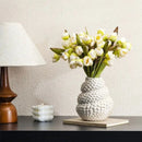 Vaso de Cerâmica com Textura e Formato de Concha Casa Farfelle  185  Casa Farfelle