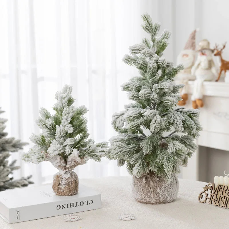 Árvore de Natal Artificial com Neve e Luzes Quentes de Mesa Lenogue - Casa Farfelle