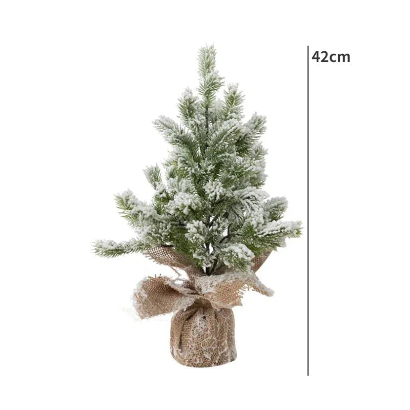 Árvore de Natal Artificial com Neve e Luzes Quentes de Mesa Lenogue - Casa Farfelle