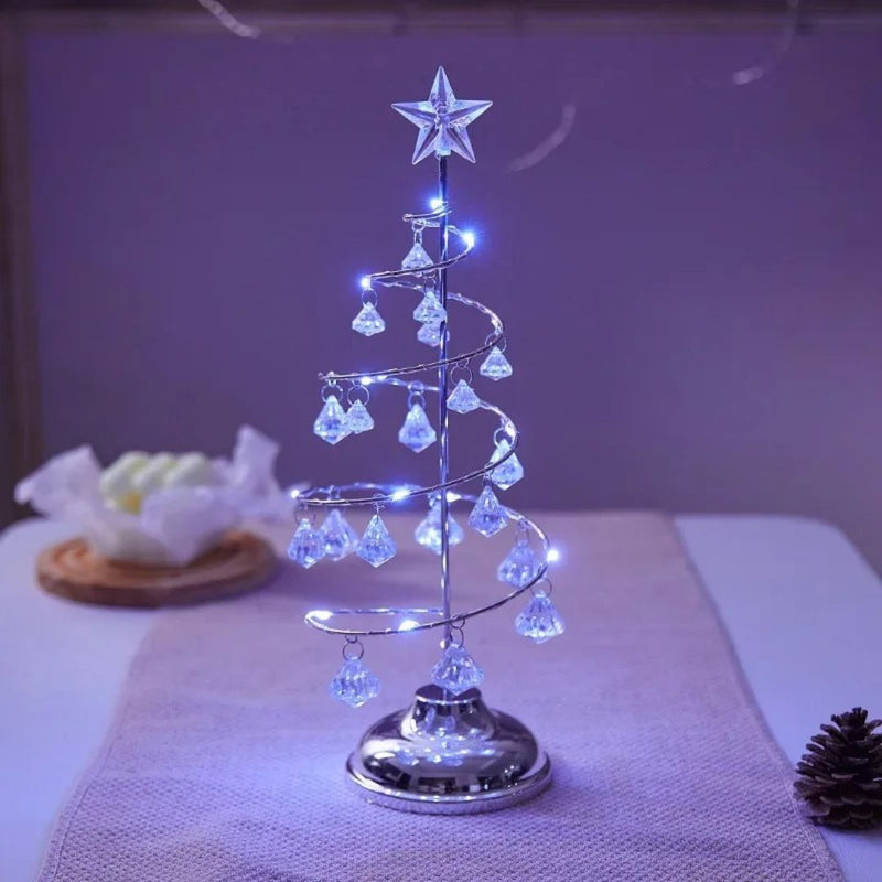 Árvore de Natal em Metal Iluminada com Luzes e Pingentes Produto de Natal 173 Casa Farfelle Prata 