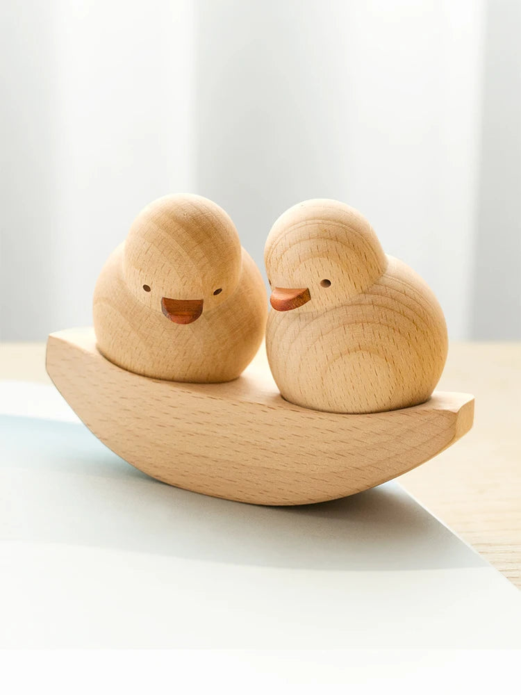 Casal de Patinhos em Madeira - Casa Farfelle