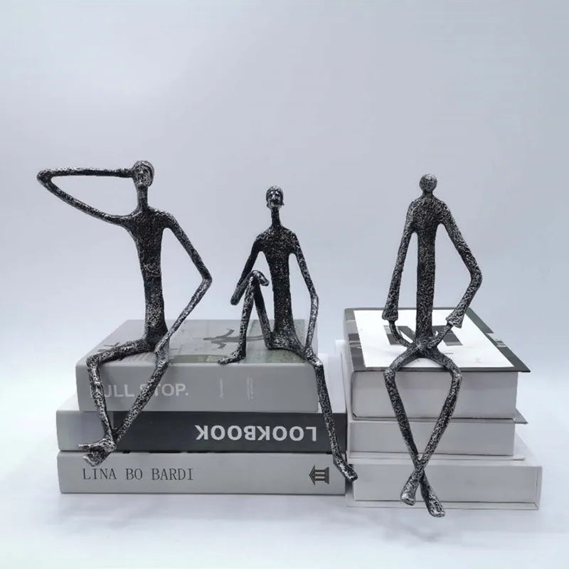 Escultura Humana em Ferro Fundido - Casa Farfelle