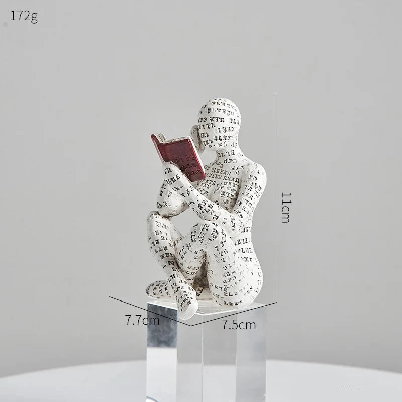 Escultura Mulher Lendo Livro - Casa Farfelle