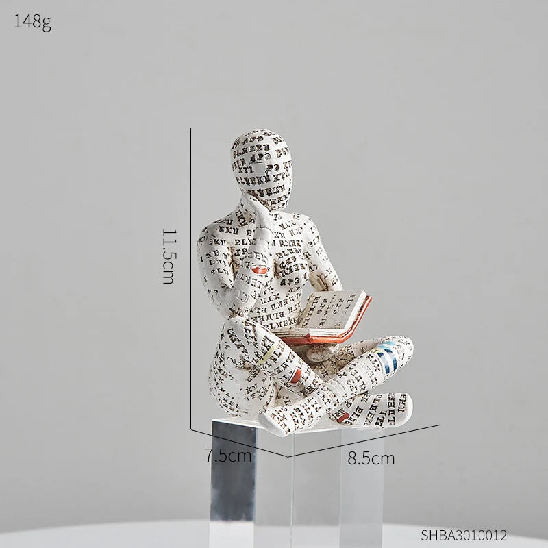 Escultura Mulher Lendo Livro - Casa Farfelle