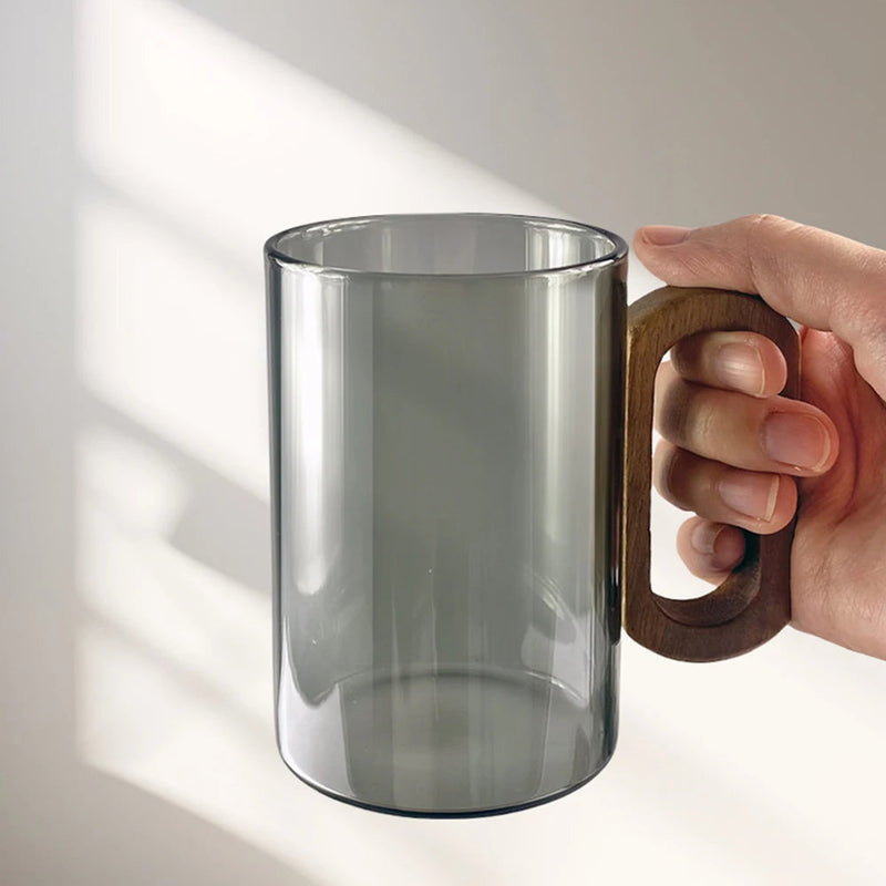 Fuméa – Copo de Vidro com Alça de Madeira e Design Vertical Translúcido - Casa Farfelle