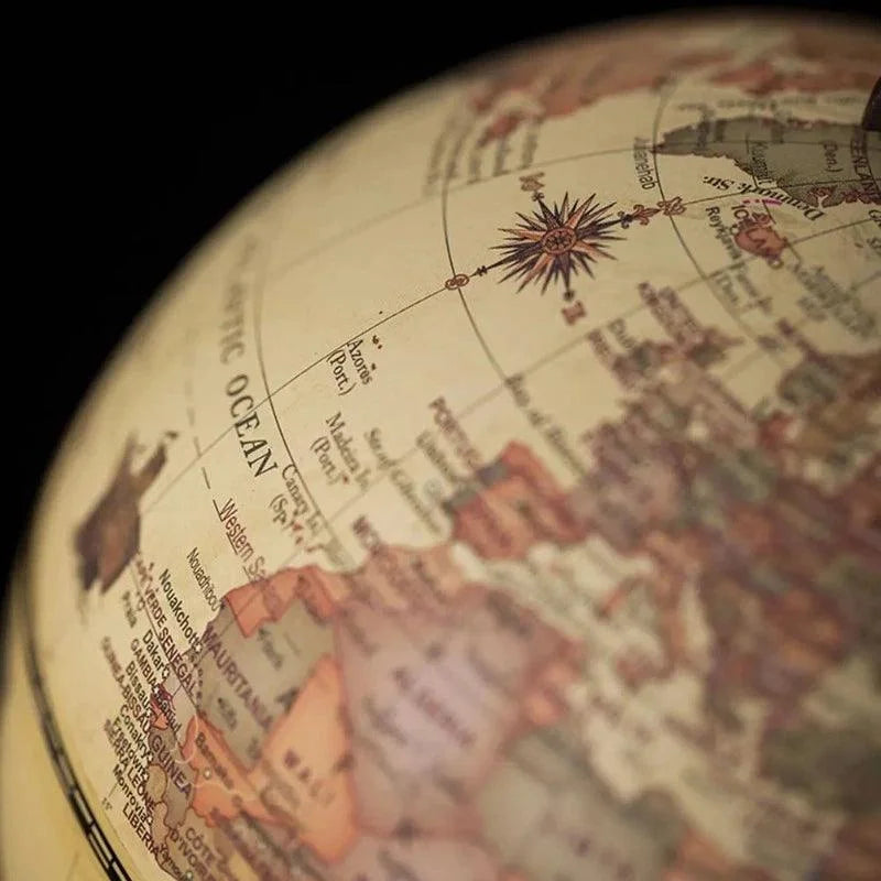 Globo Terrestre Decorativo Atlas - Casa Farfelle