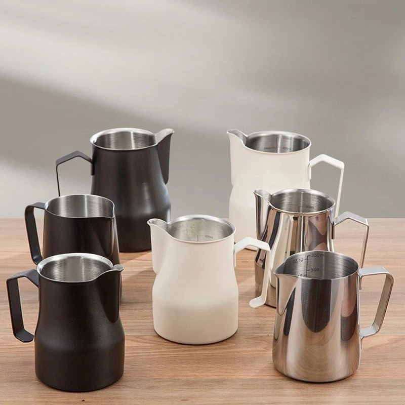 Jarra de Aço Inox para Espumar Leite Profissional - Casa Farfelle