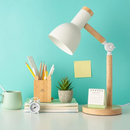 Luminária de Mesa Articulada Acabamento em Madeira - Casa Farfelle