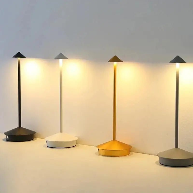 Luminária de Mesa Decorativa Sem Fio Recarregável - Casa Farfelle