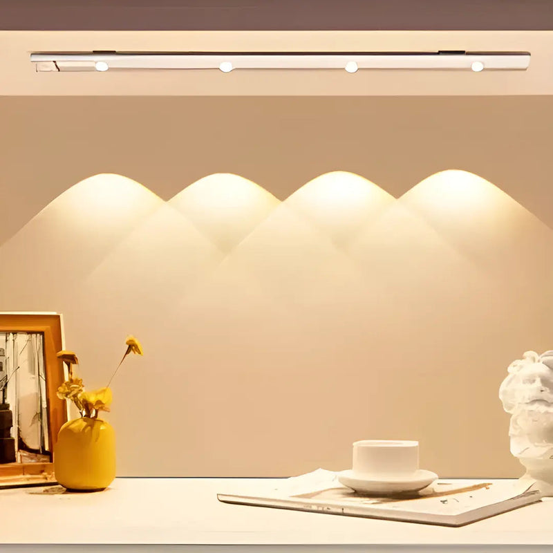 Luminária LED Ultra Fina com Sensor de Movimento - Casa Farfelle