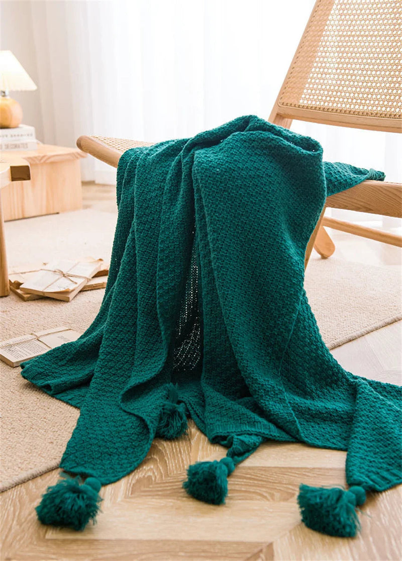 Manta de Malha com Borla - Conforto e Estilo para Seu Lar - Casa Farfelle