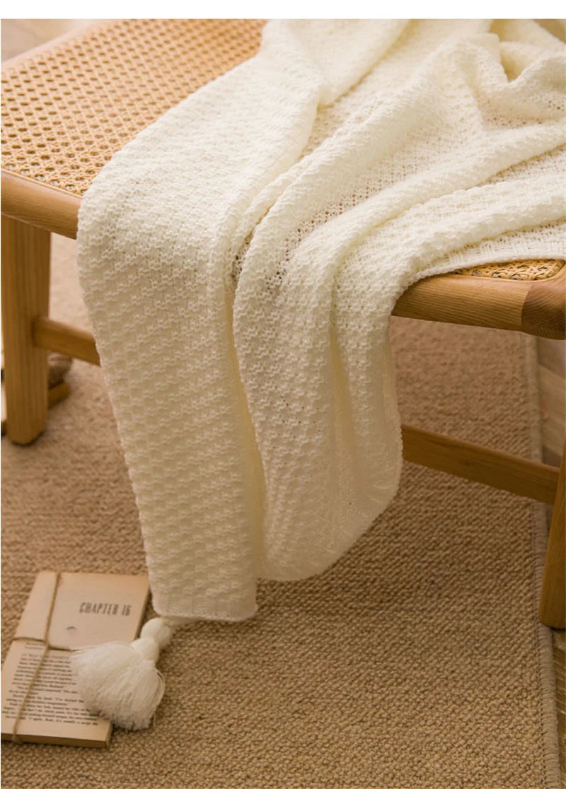 Manta de Malha com Borla - Conforto e Estilo para Seu Lar - Casa Farfelle
