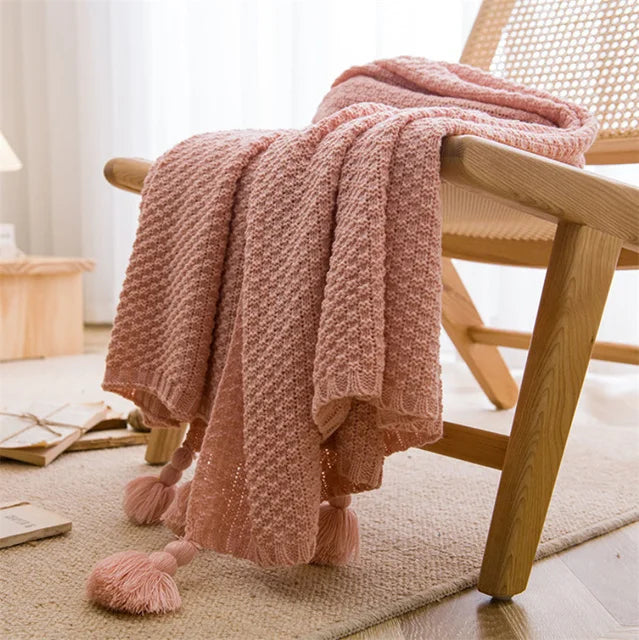 Manta de Malha com Borla - Conforto e Estilo para Seu Lar - Casa Farfelle