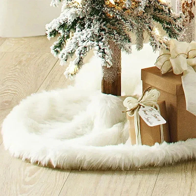 Saia para árvore de Natal Plush Redonda Branco Neve - Casa Farfelle