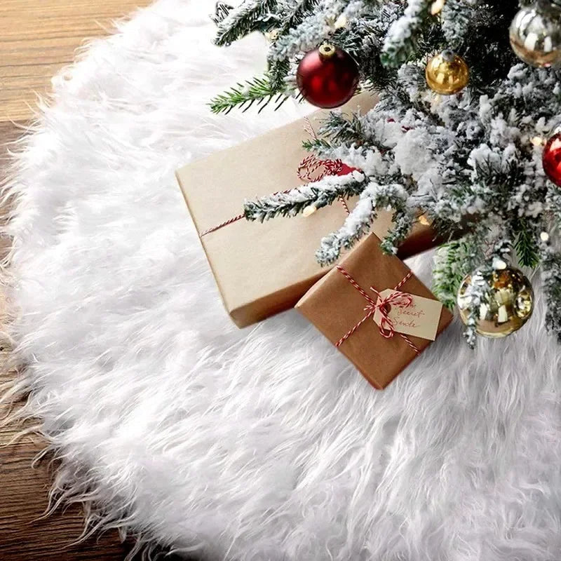 Saia para árvore de Natal Redonda Plush Neve Branca Lenogue - Casa Farfelle