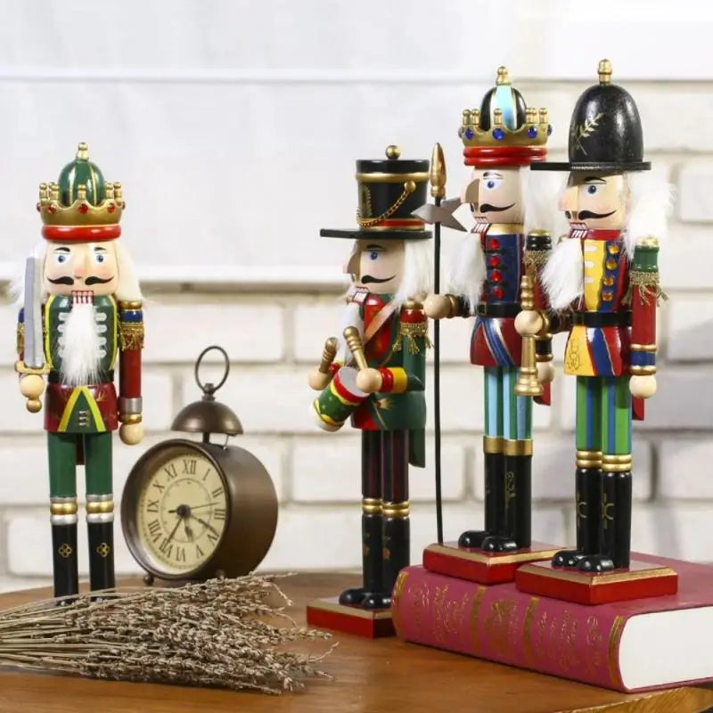 Soldado Quebra Nozes de Natal 30cm em Madeira - Casa Farfelle