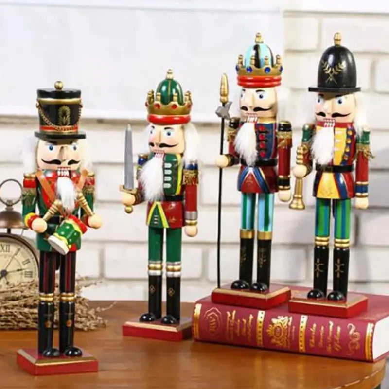Soldado Quebra Nozes de Natal 30cm em Madeira - Casa Farfelle