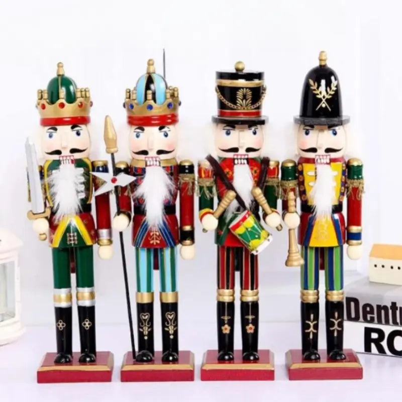 Soldado Quebra Nozes de Natal 30cm em Madeira - Casa Farfelle