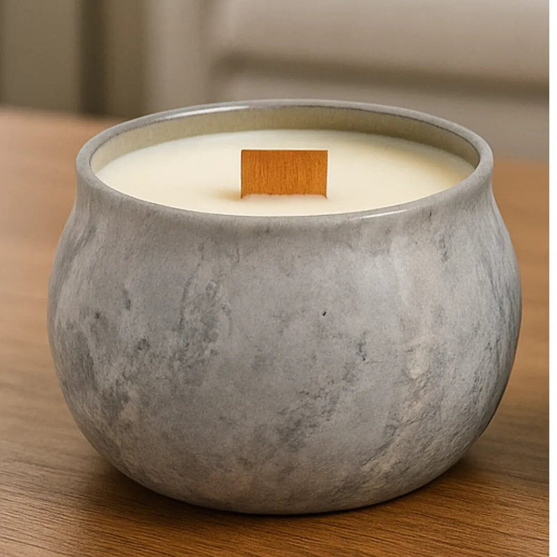 Vela Aromática Baunilha com Pavio de Madeira - Casa Farfelle